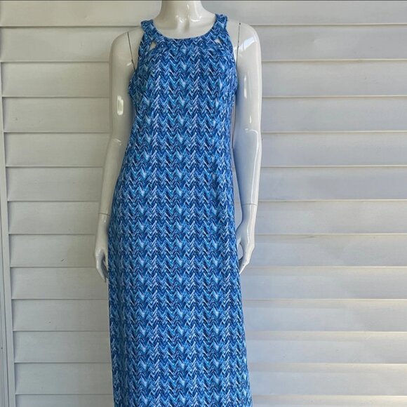 Lulu-B Ladies Blue Chevron Print Sexy Cut-Out Neckline Sleeveless Maxi Dress - Picture 1 of 5